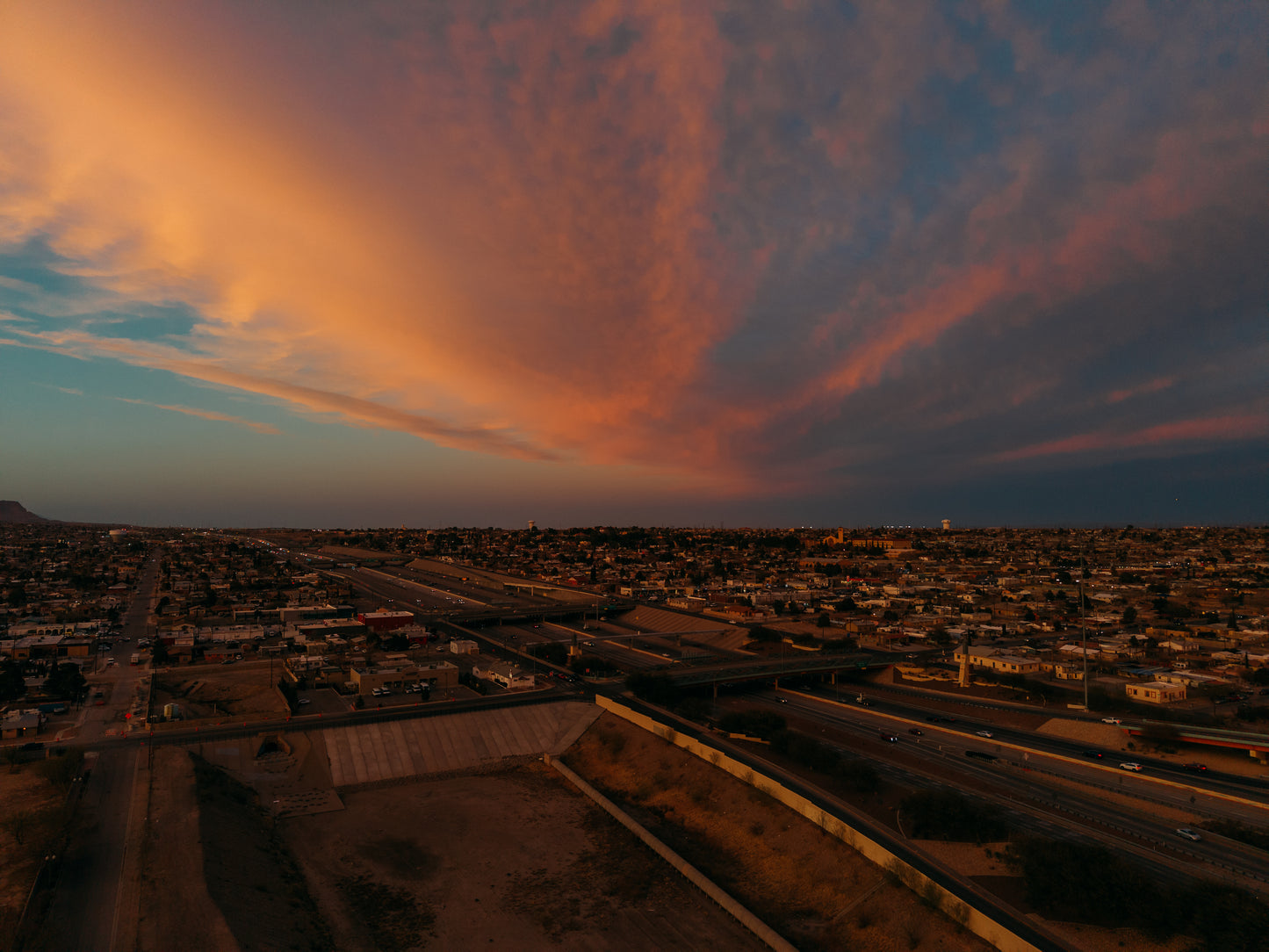 Views from the Sun City Vol. 2  Photobook Sun(Set) City